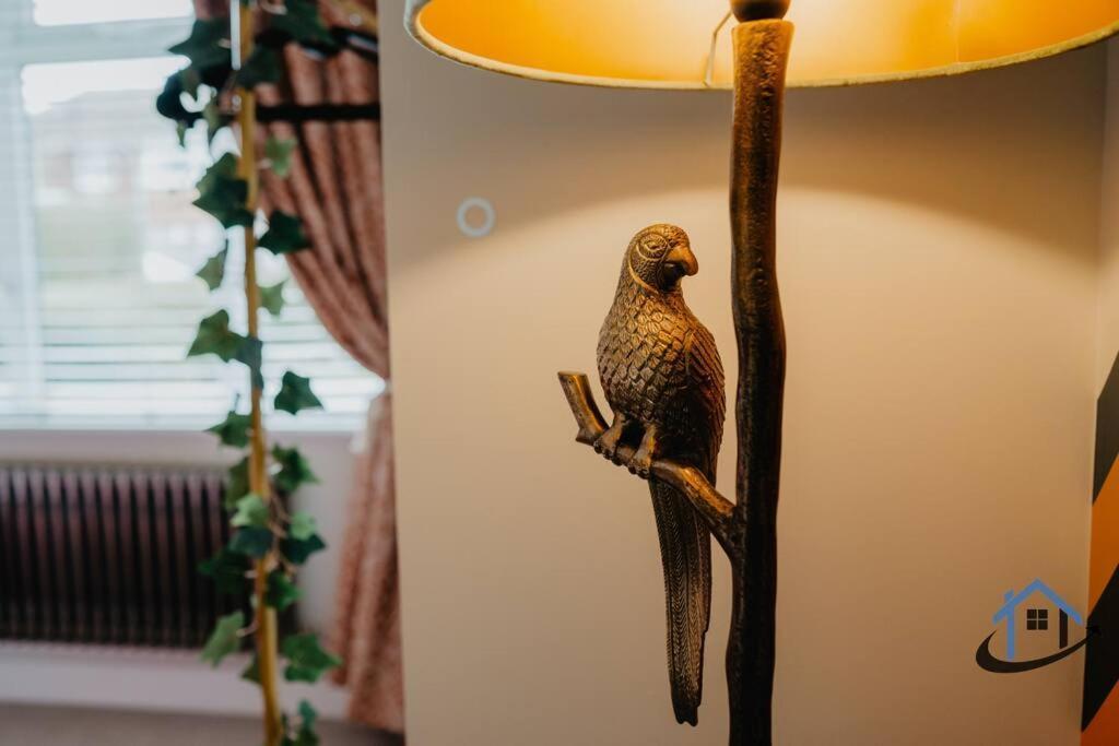 Palmer House Ground Floor With Garden Near Castle And Legoland ウィンザー エクステリア 写真
